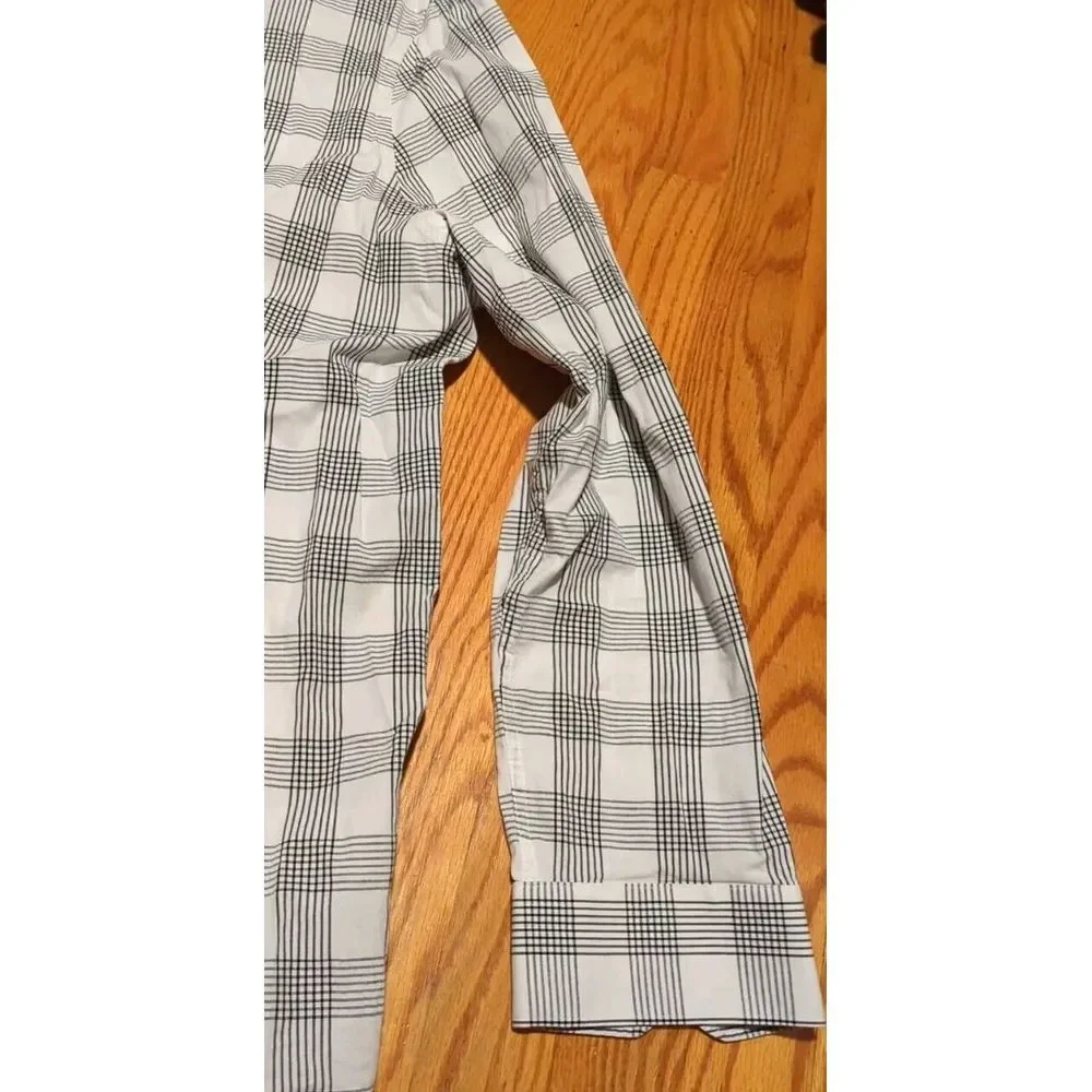 Express Slim Fit Long Sleeve Button Down Shirt SZ XL White Black‎ Plaid NEW - Picture 3 of 8